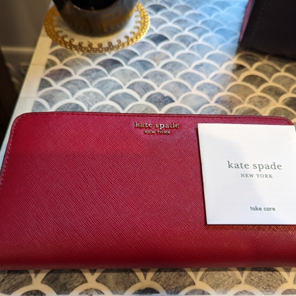 Like new: Kate Spade Mini Navy Vintage Satchel - Picture 5 of 8